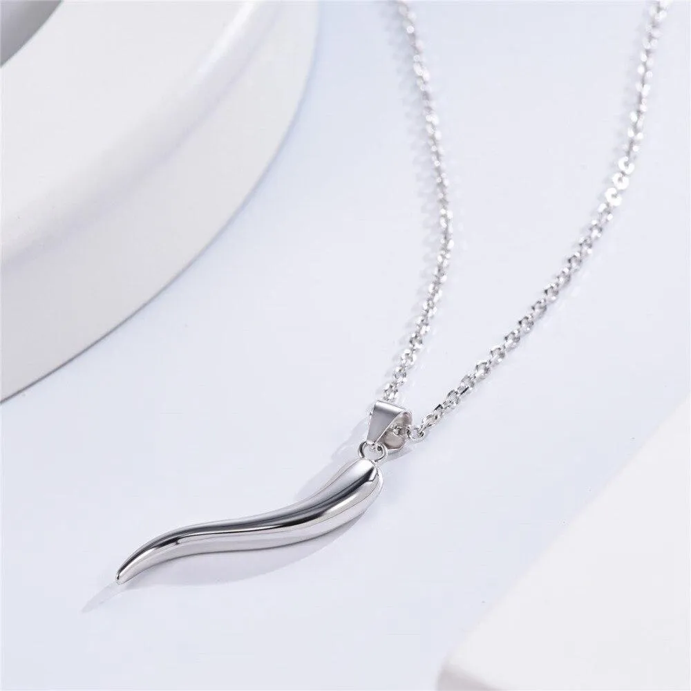 925 Sterling Silver Horn Pendant Chain Necklace