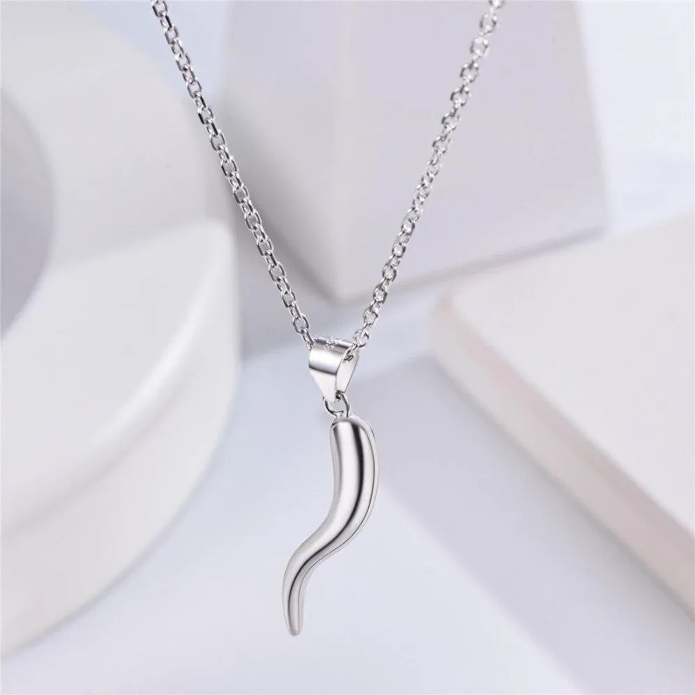 925 Sterling Silver Horn Pendant Chain Necklace