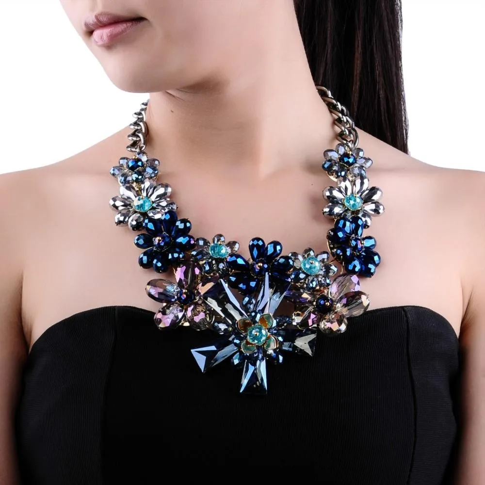 Fashion Charm Colorful Rhinestones Crystal Stone Flower Statement Bib Necklace