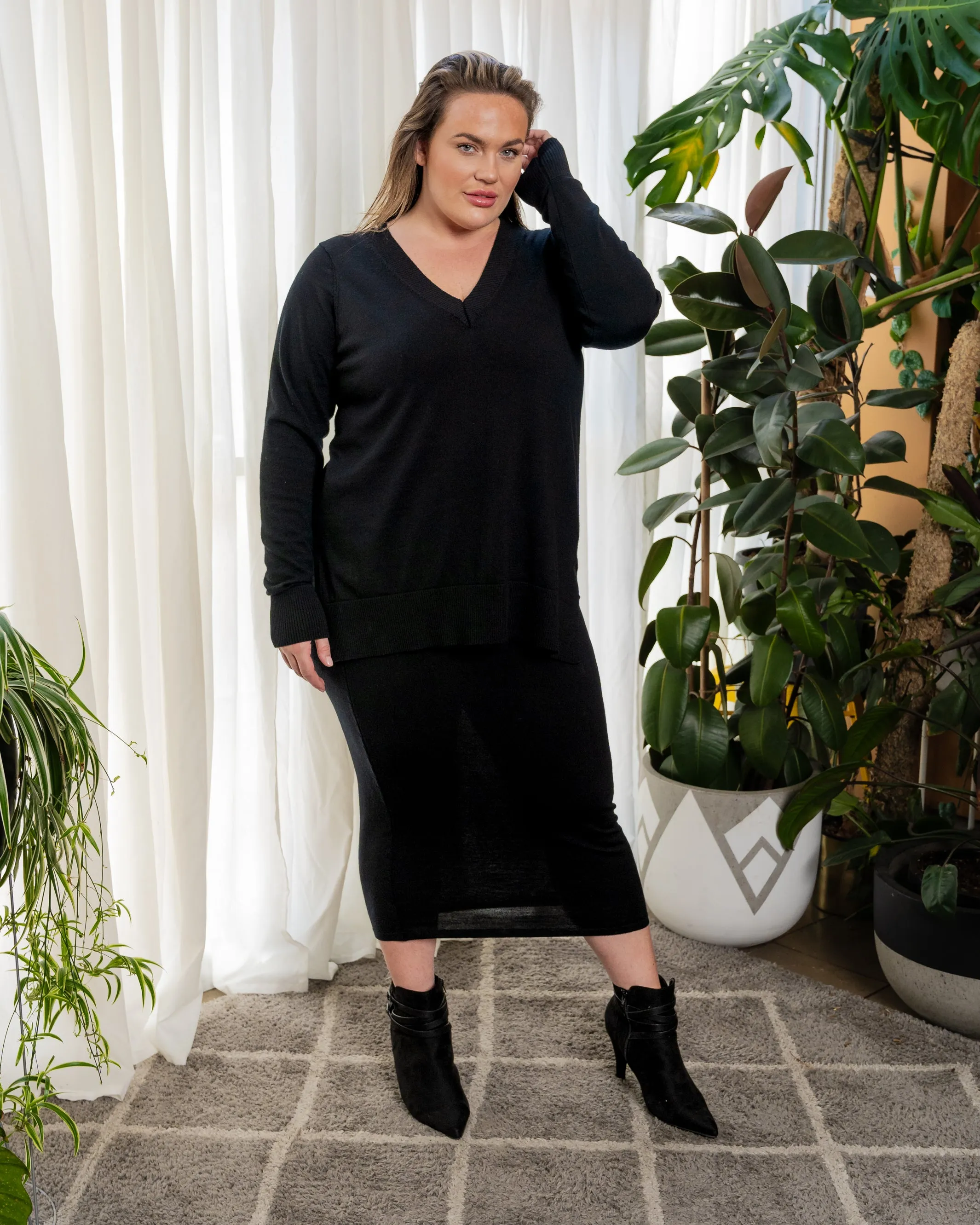 Make Me Feel Merino Knit Maxi Skirt - Black - LAST SIZE - M (18-20)