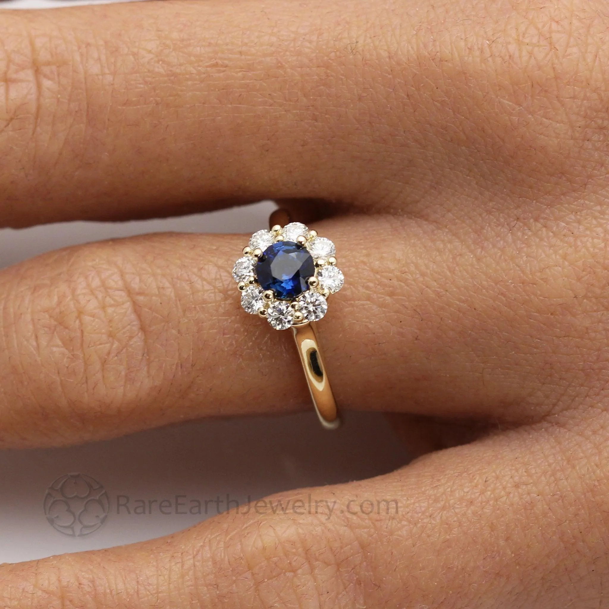 Natural Blue Sapphire Engagement Ring Round Flower Cluster Design with Diamonds