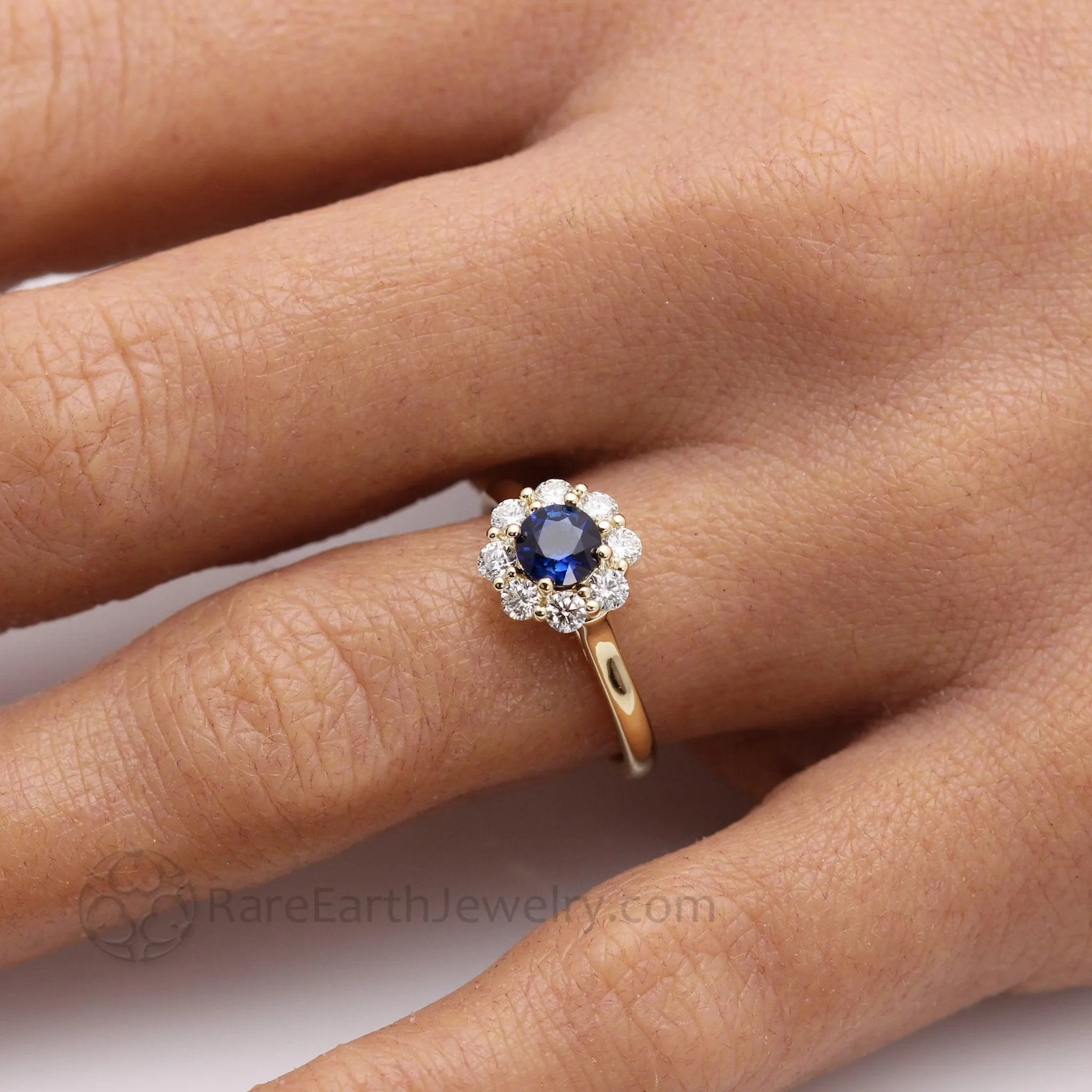 Natural Blue Sapphire Engagement Ring Round Flower Cluster Design with Diamonds