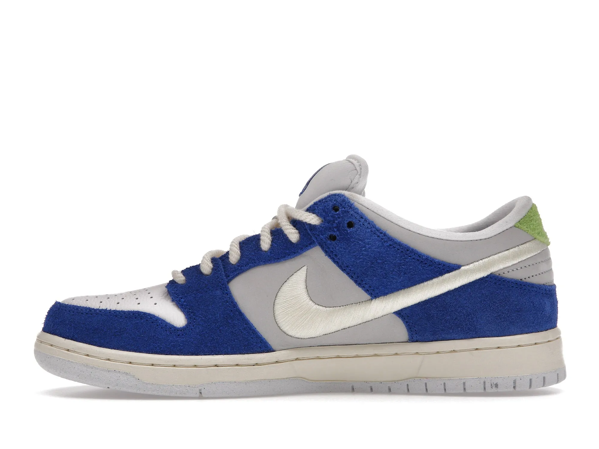 Nike SB Dunk Low Pro Fly Streetwear Gardenia