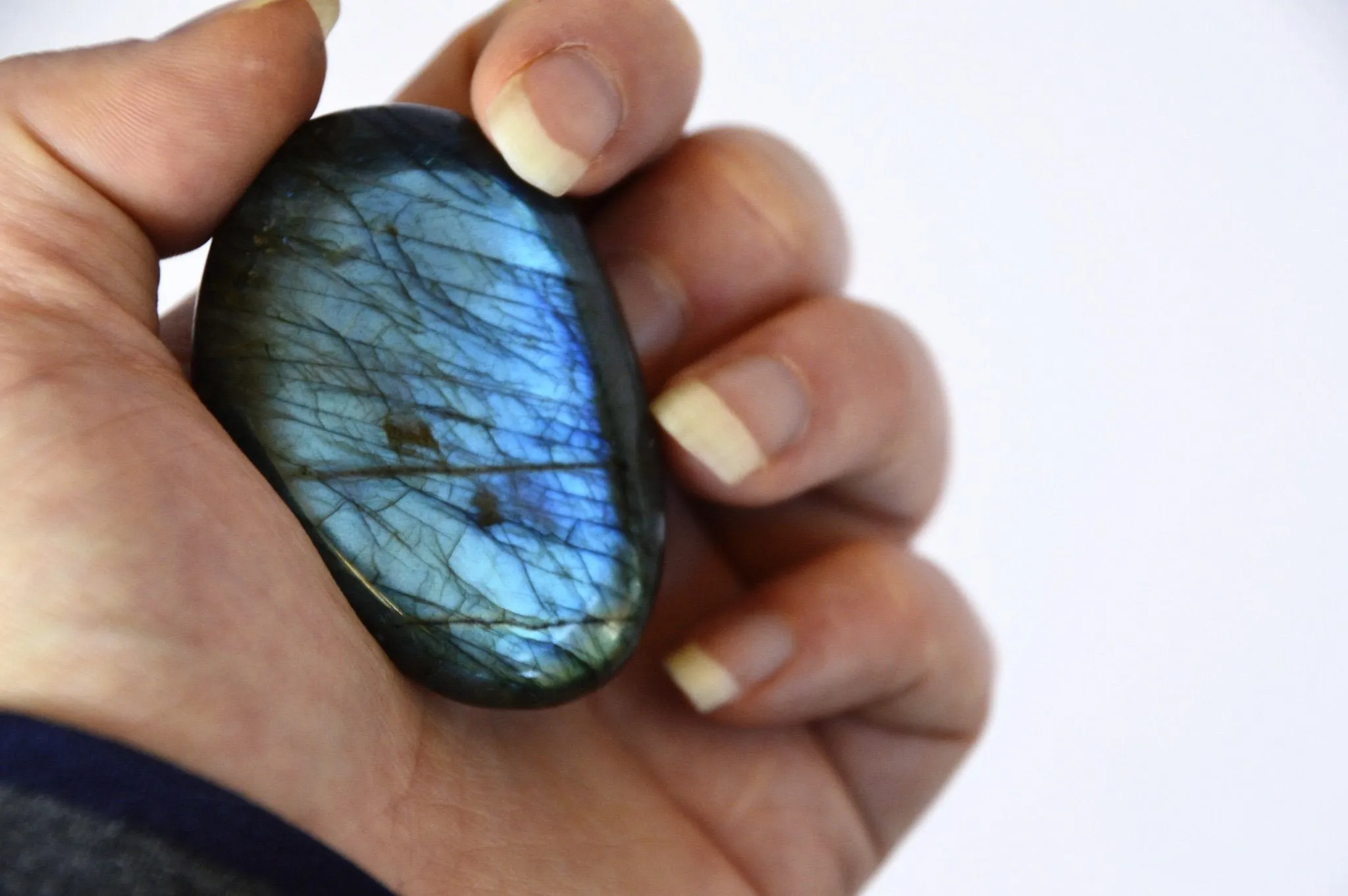 Teal Lightning Labradorite Pebble