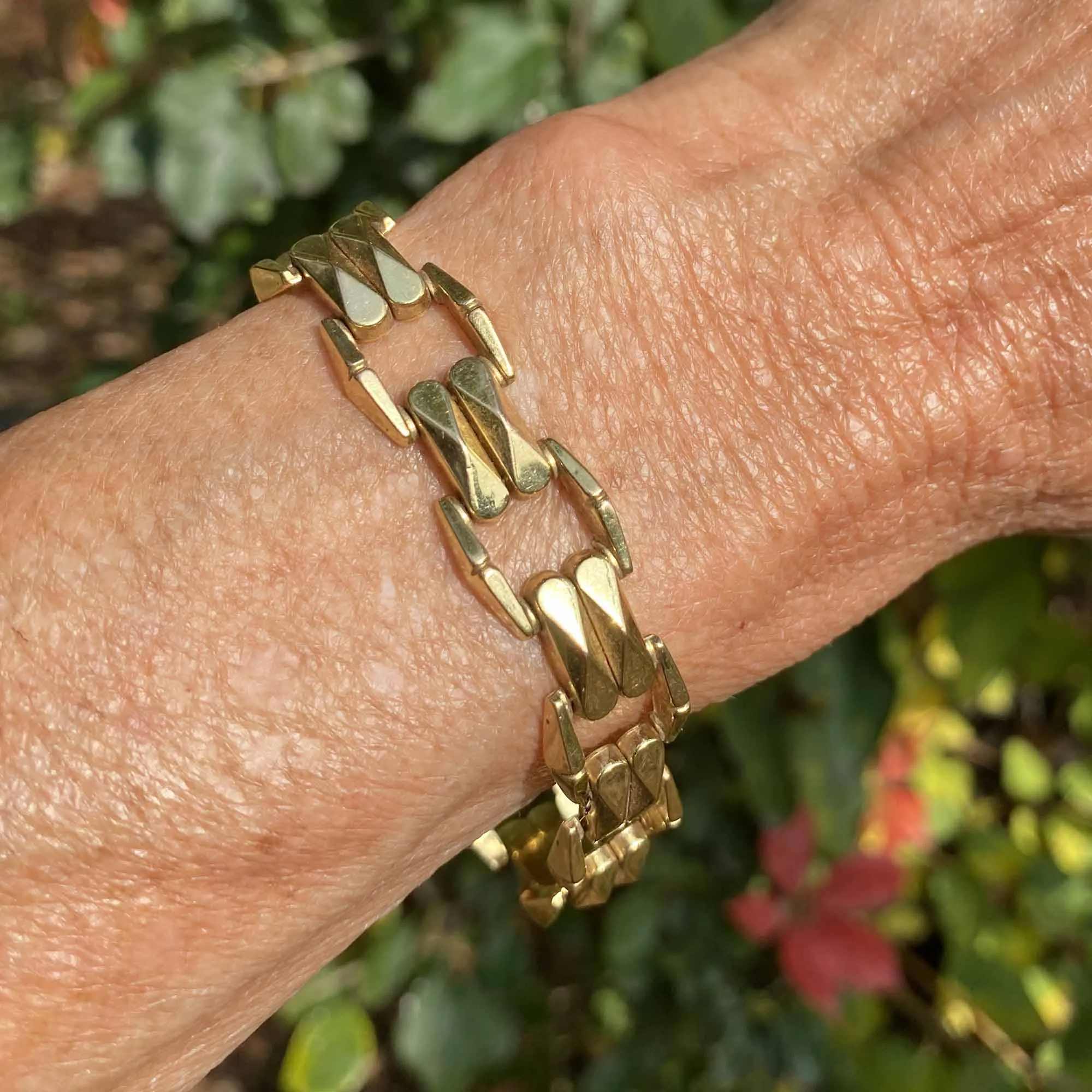 Vintage 18K Gold Panther Link Style Bracelet