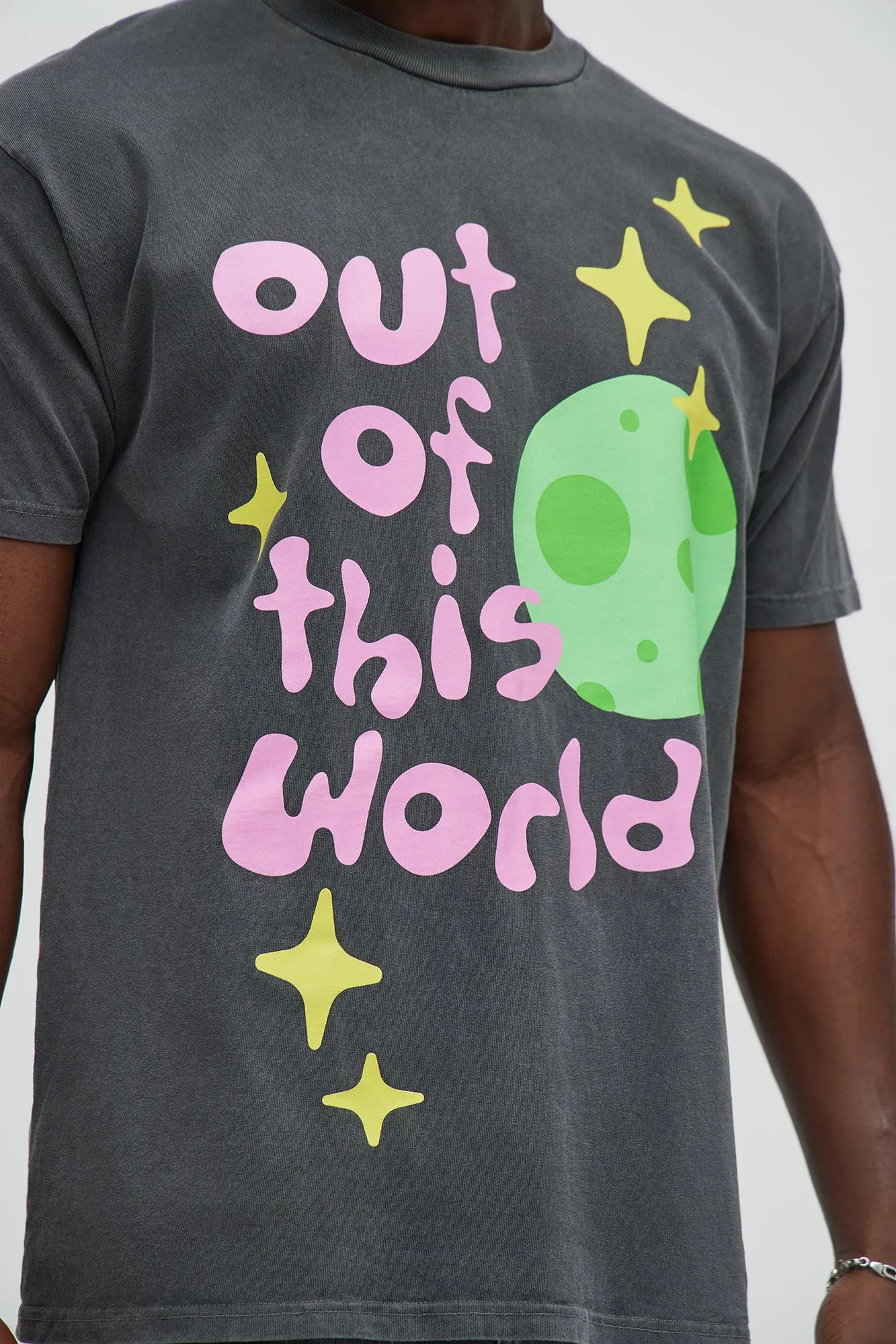 Vintage Out Of This World Short Sleeve Tee - Black